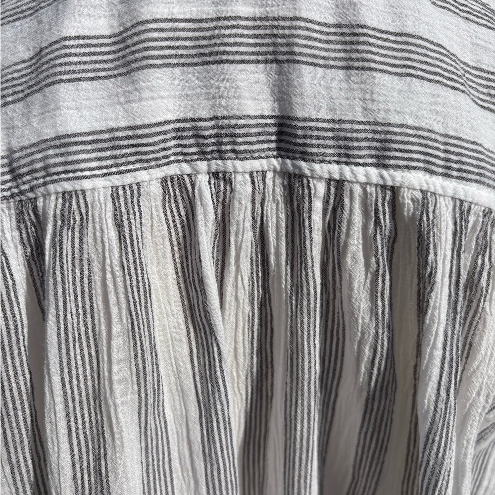 H&M Black and White Gauze Lightweight Striped Popover Blouse - Picture 5 of 5